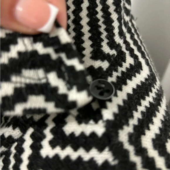 Skies are Blue Black and White Drape Front Cardigan Large. Wear two ways! - Picture 5 of 5